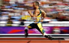 【开云】带队六连败，场均轰33分7篮板，NBA水货状元确该被交易？