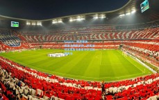 kaiyun：西甲赛场爆发大规模冲突，赫罗纳球员库鲁马拳击对手领红牌离场